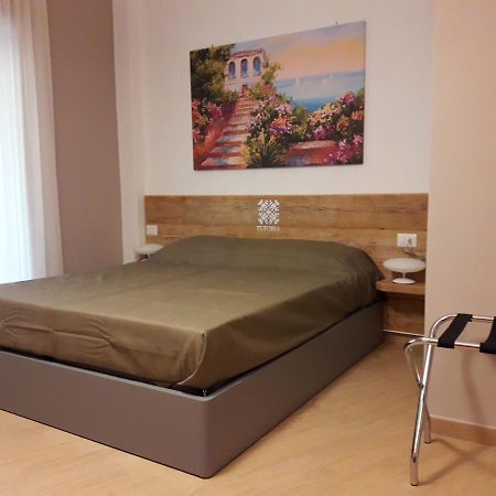 Bed and Breakfast Euforia Napoli - Tre Sedi - Three Locations Esterno foto