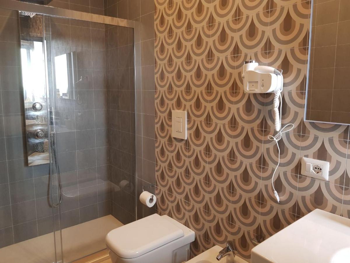 Bed and Breakfast Euforia Napoli - Tre Sedi - Three Locations Esterno foto